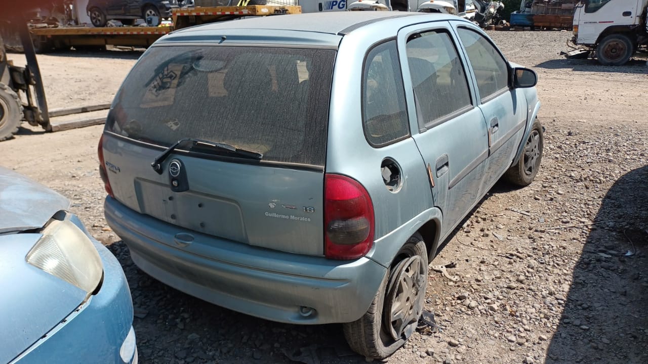  Chevrolet CORSA 2000    EN DESARME